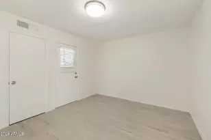 3316 E Helena Dr, Phoenix, AZ 85032 - Photo 7