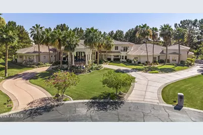 7 E Oakwood Hills Drive, Chandler, AZ 85248 - Photo 1