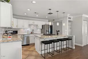 8213 E Whitton Ave, Scottsdale, AZ 85251 - Photo 9