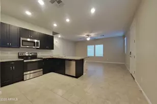 12554 W Hummingbird Terrace, Peoria, AZ 85383 - Photo 5