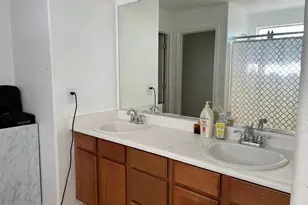 815 W Bowker St, Phoenix, AZ 85041 - Photo 21