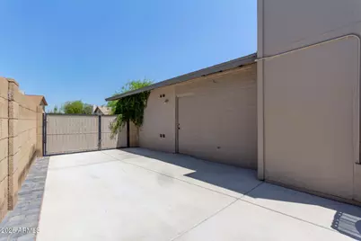 1347 W Lobo Avenue, Mesa, AZ 85202 - Photo 29