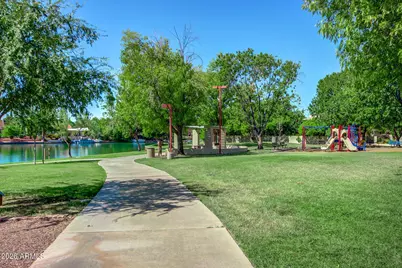 1347 W Lobo Avenue, Mesa, AZ 85202 - Photo 45