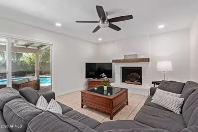 1347 W Lobo Avenue, Mesa, AZ 85202 - Photo 7