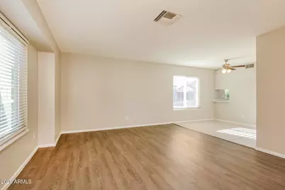 1655 E Saint Charles Avenue, Phoenix, AZ 85042 - Photo 3