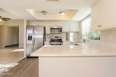 1655 E Saint Charles Avenue, Phoenix, AZ 85042 - Photo 11