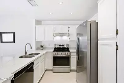 13833 S 40th Street #1004, Phoenix, AZ 85044 - Photo 11
