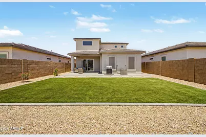 40927 W Sunland Drive, Maricopa, AZ 85138 - Photo 31