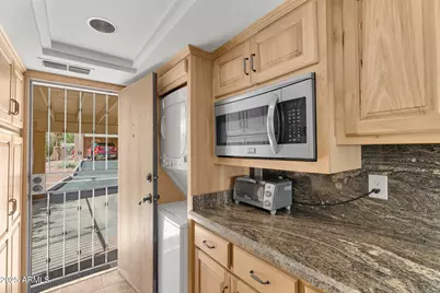 10414 N 10th Street #1, Phoenix, AZ 85020 - Photo 9