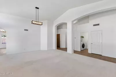 8832 W Betty Elyse Lane, Peoria, AZ 85382 - Photo 11