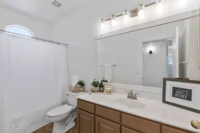 8832 W Betty Elyse Lane, Peoria, AZ 85382 - Photo 31