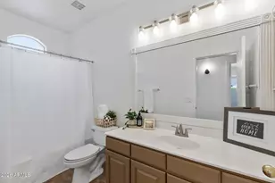 8832 W Betty Elyse Ln, Peoria, AZ 85382 - Photo 31