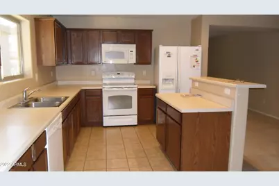 18418 W Westfall Way, Surprise, AZ 85374 - Photo 7
