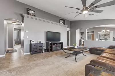 4650 N 112th Avenue, Phoenix, AZ 85037 - Photo 11
