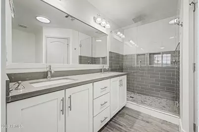 8129 E Oak Street, Scottsdale, AZ 85257 - Photo 15