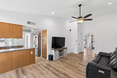 4523 W Wagoner Road, Glendale, AZ 85308 - Photo 17