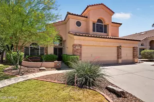 3349 E Amberwood Dr, Phoenix, AZ 85048 - Photo 1