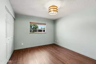 1025 E Cheryl Dr, Phoenix, AZ 85020 - Photo 31