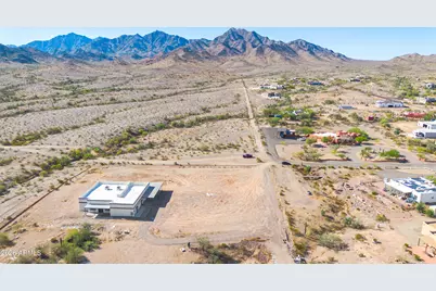 13122 W South Mountain Road #-, Goodyear, AZ 85338 - Photo 3