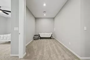 901 S Smith Rd, Tempe, AZ 85281 - Photo 15