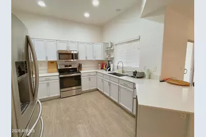 8144 W Beck Lane, Peoria, AZ 85382 - Photo 11