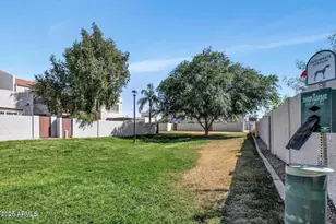 4758 W Sanna St, Glendale, AZ 85302 - Photo 23