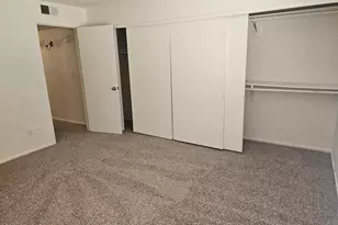 5236 W Peoria Ave, Glendale, AZ 85302 - Photo 11
