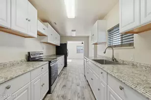 209 E McMurray Blvd, Casa Grande, AZ 85122 - Photo 13