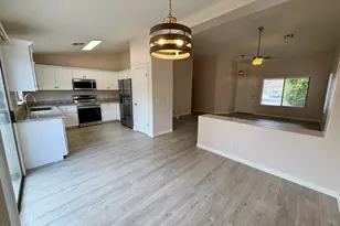 8556 W Carol Ave, Peoria, AZ 85345 - Photo 11