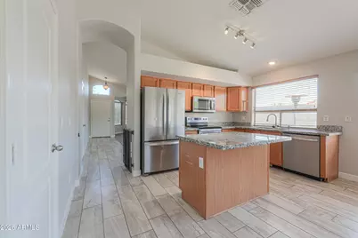 43689 W Cahill Drive, Maricopa, AZ 85138 - Photo 7