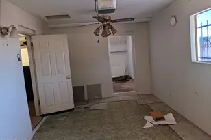 432 E Euclid Ave, Phoenix, AZ 85042 - Photo 17