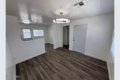 502 E Cody Drive, Phoenix, AZ 85040 - Photo 9