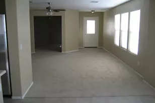 3232 W Cavedale Dr, Phoenix, AZ 85083 - Photo 3