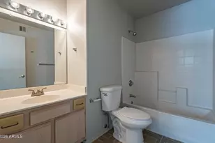 860 N McQueen Rd, Chandler, AZ 85225 - Photo 17