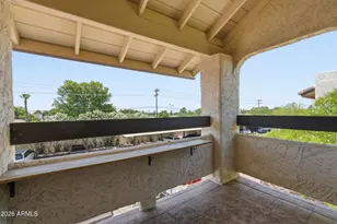 3825 E Camelback Rd, Phoenix, AZ 85018 - Photo 23