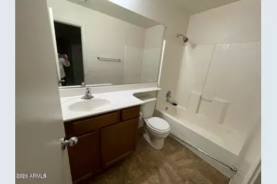 806 S 111th Drive, Avondale, AZ 85323 - Photo 13