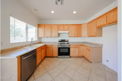 14584 W Watson Lane, Surprise, AZ 85379 - Photo 13