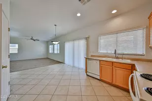 14584 W Watson Ln, Surprise, AZ 85379 - Photo 13