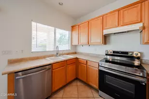 14584 W Watson Ln, Surprise, AZ 85379 - Photo 15