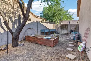 1915 E Latona Rd, Phoenix, AZ 85042 - Photo 19