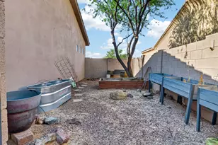 1915 E Latona Rd, Phoenix, AZ 85042 - Photo 39