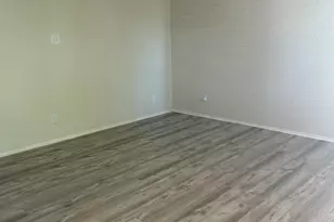 320 E Willetta St, Phoenix, AZ 85004 - Photo 5