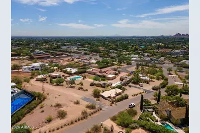 5702 E Camelback Road #SAGUARO, Phoenix, AZ 85018 - Photo 33