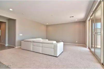 6303 S 24th Place, Phoenix, AZ 85042 - Photo 9