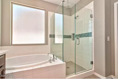 6303 S 24th Place, Phoenix, AZ 85042 - Photo 15