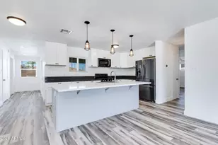 4923 E Palm Ln, Phoenix, AZ 85008 - Photo 11