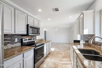 2548 N 68th Place, Scottsdale, AZ 85257 - Photo 13