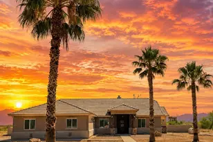 914 E Savino Ct, Huachuca City, AZ 85616 - Photo 1