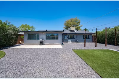 8131 E Amelia Avenue, Scottsdale, AZ 85251 - Photo 29