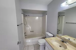 1168 E Cochise Dr, Phoenix, AZ 85020 - Photo 11